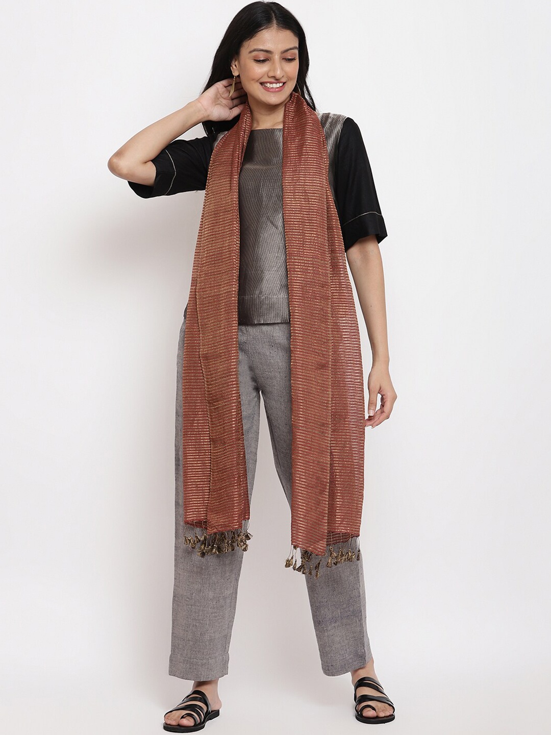 

Fabindia Women Maroon & Gold-Toned Silk Striped Stole