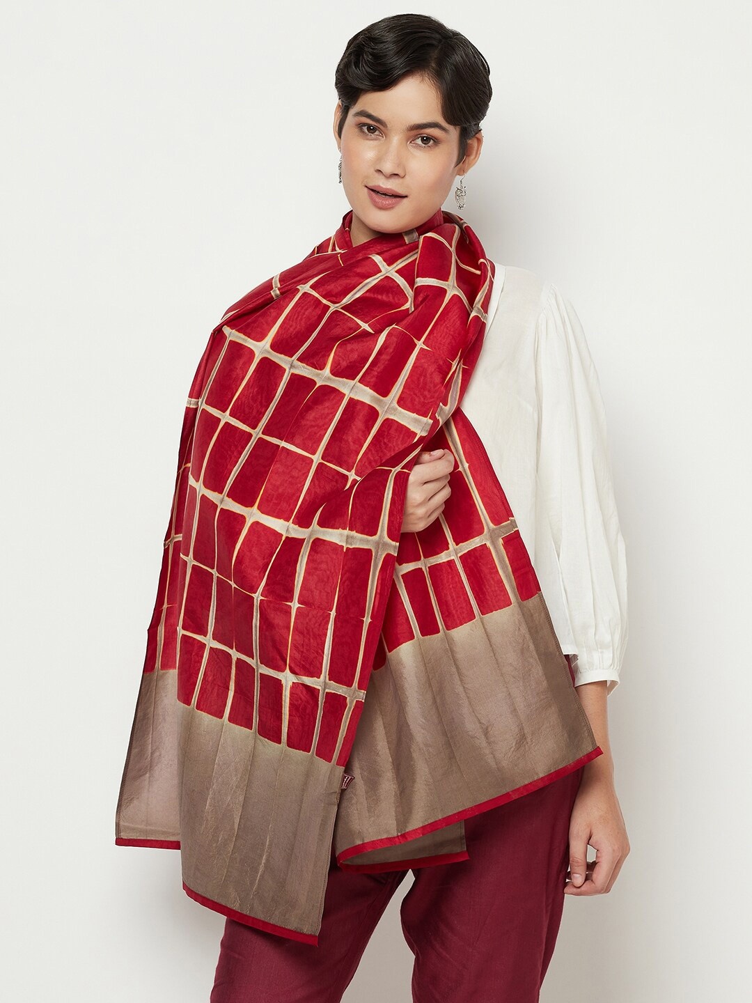 

Fabindia Women Red & Beige Checked Stole