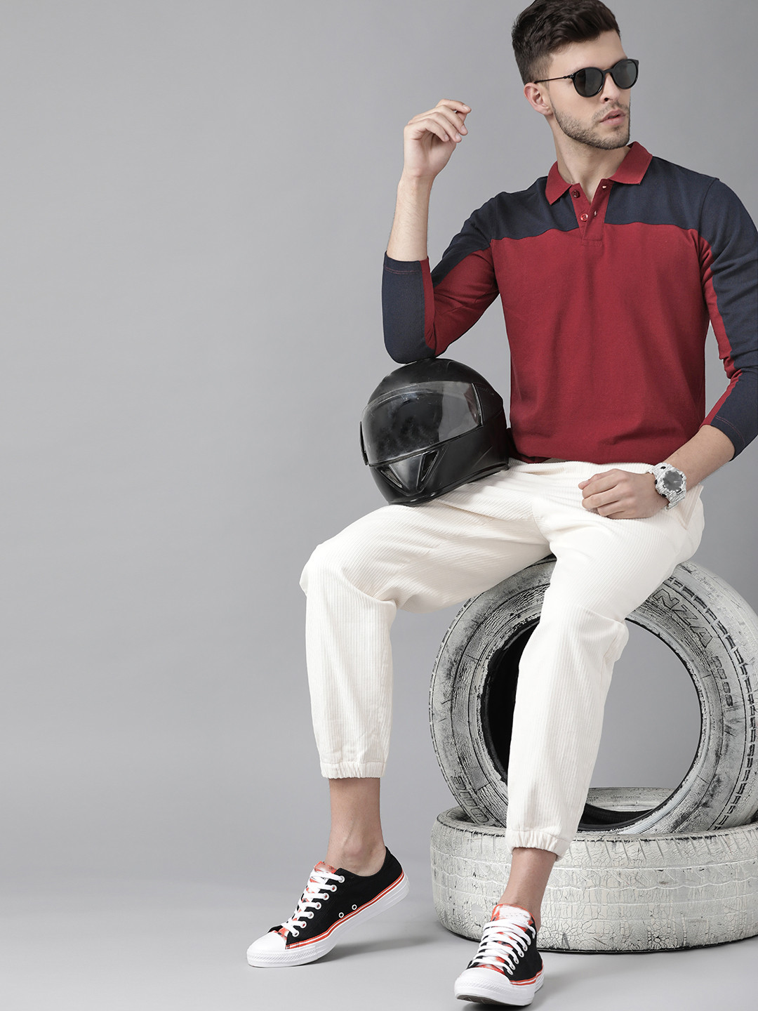 

Roadster Men Maroon & Navy Blue Colourblocked Polo Collar Pure Cotton T-shirt