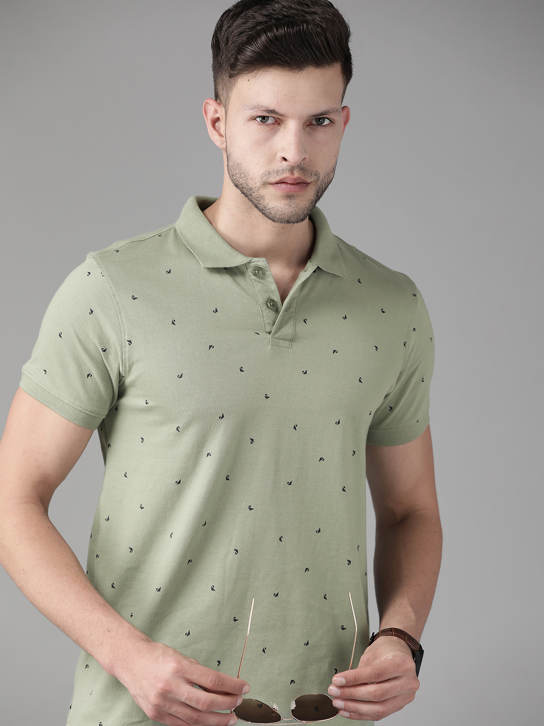 

Roadster Men Green & Black Printed Polo Collar Pure Cotton T-shirt