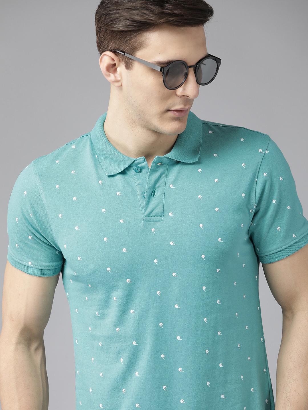 

Roadster Men Green & White Printed Polo Collar Pure Cotton T-shirt