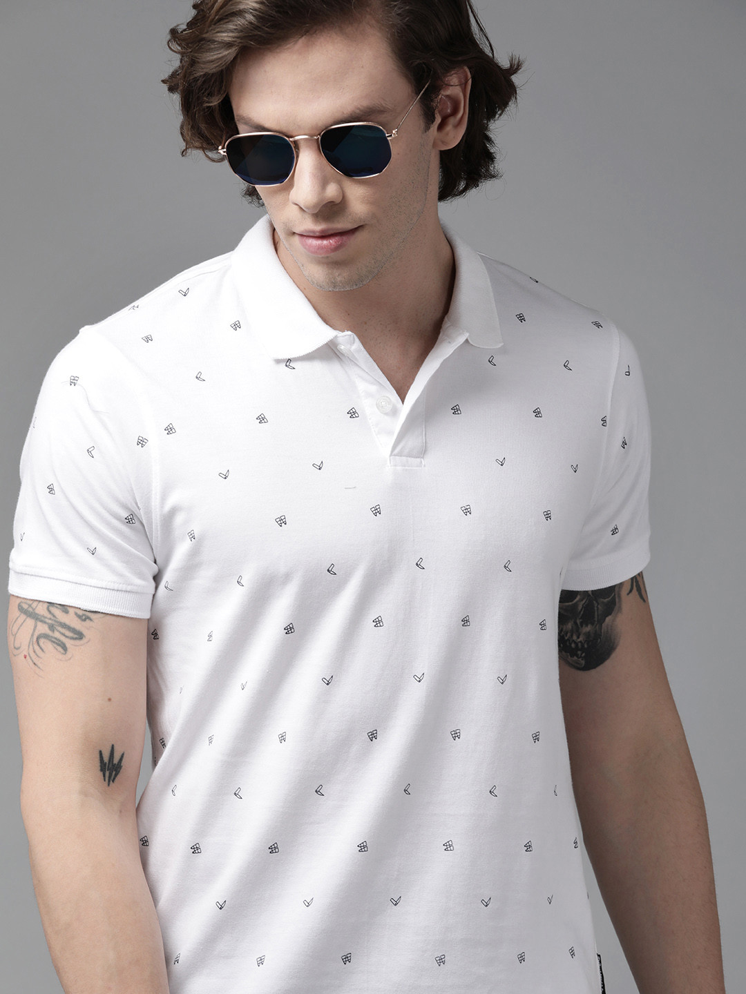 

Roadster Men White & Black Printed Polo Collar Pure Cotton T-shirt