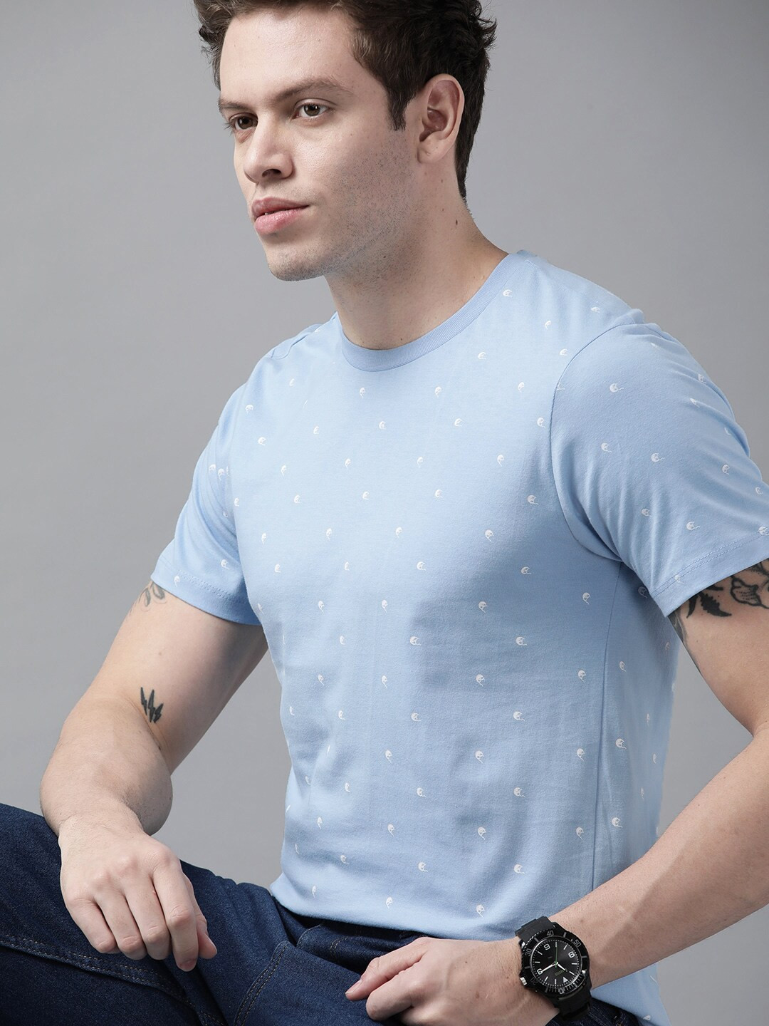 

Roadster Men Blue Printed Pure Cotton T-shirt