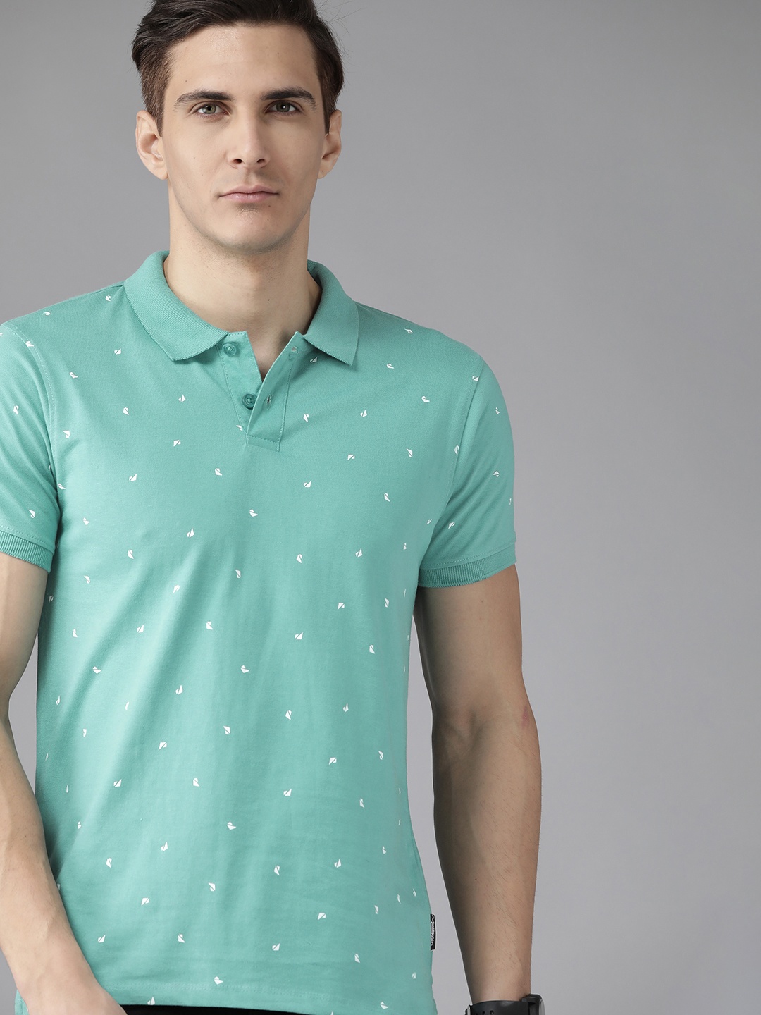 

Roadster Men Sea Green & White Printed Polo Collar Pure Cotton T-shirt