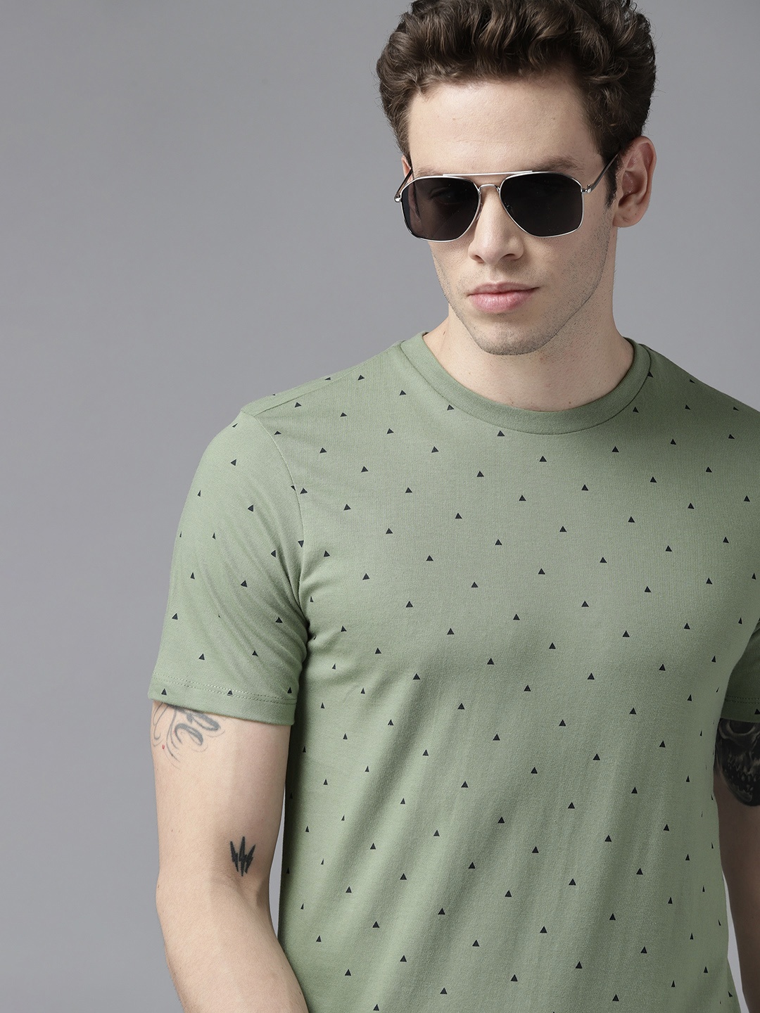 

Roadster Men Green Printed Pure Cotton T-shirt