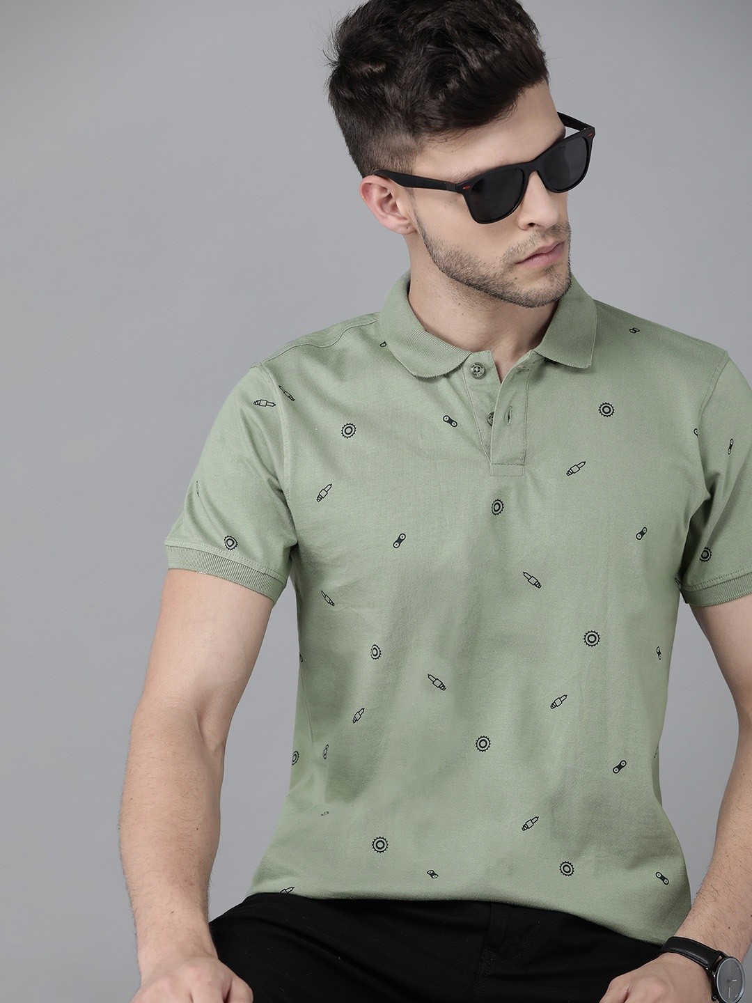 

Roadster Men Green & Navy Blue Printed Pure Cotton T-shirt