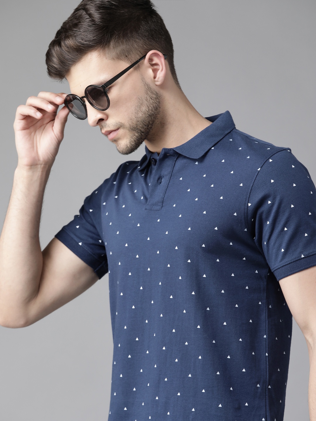 

Roadster Men Navy Blue & White Printed Polo Collar Pure Cotton T-shirt