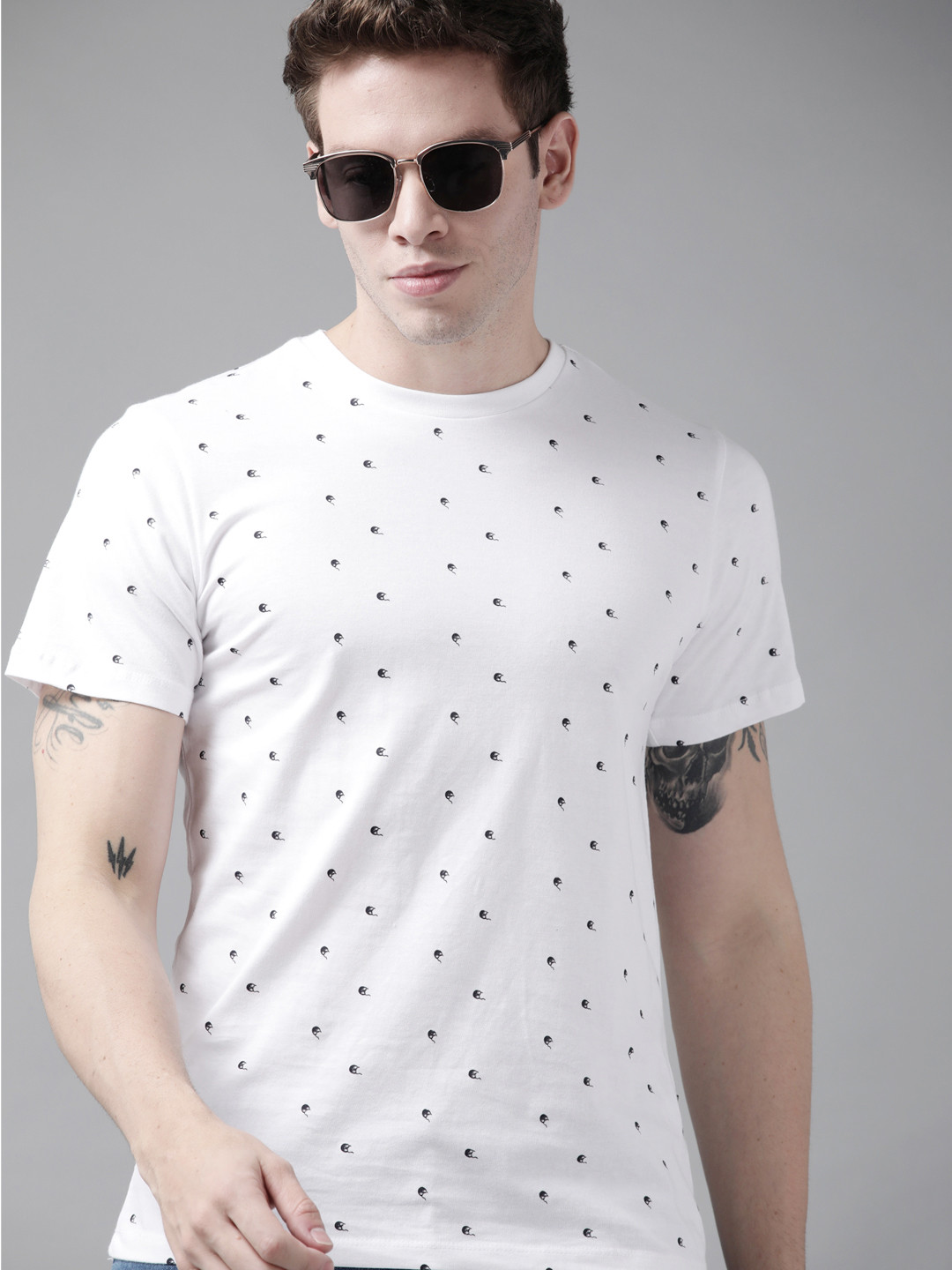 

Roadster Men White Printed Pure Cotton T-shirt