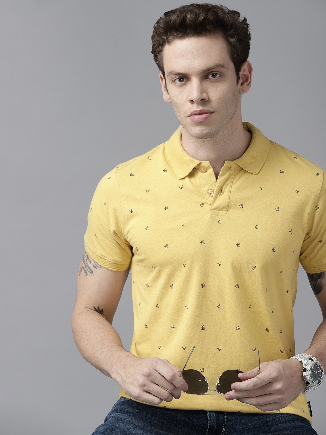 

Roadster Men Yellow Printed Polo Collar Pure Cotton T-shirt