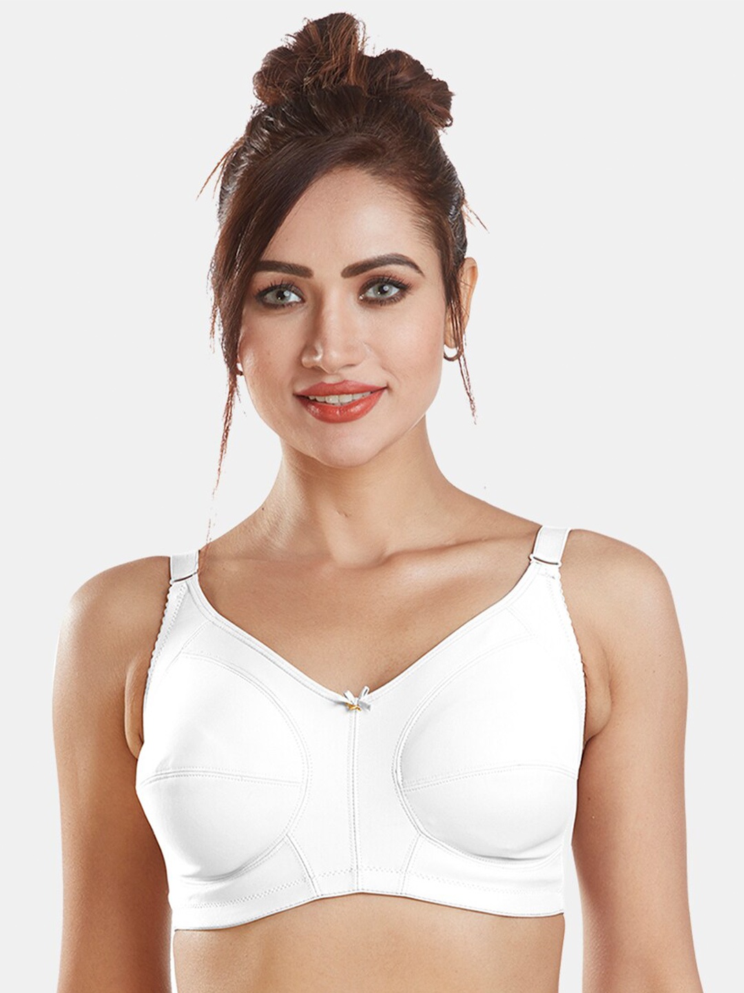 

Dazzle White Non Wired Non Padded Full Coverage Bra