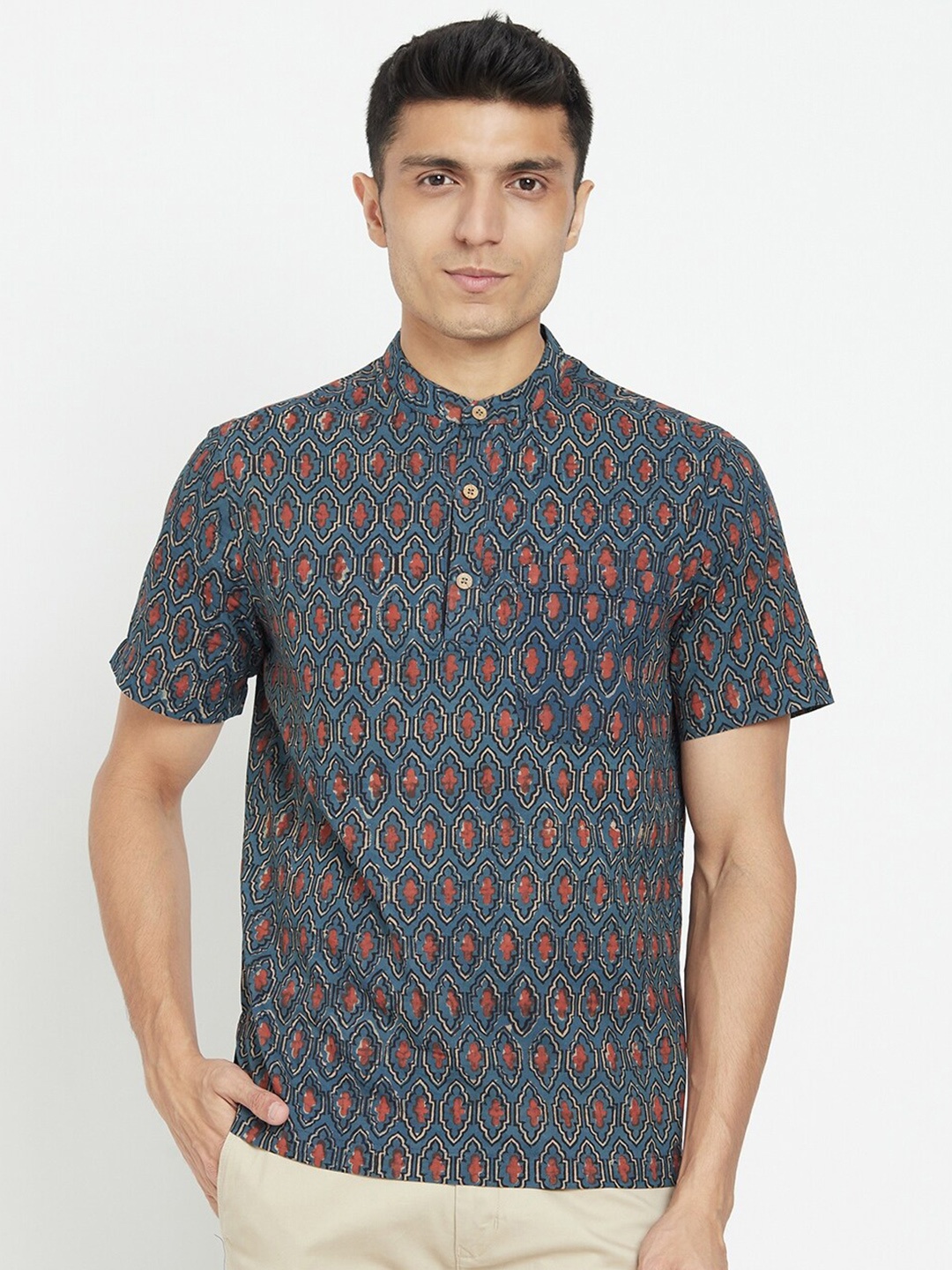

Fabindia Men Blue & Red Printed Cotton Short Kurta