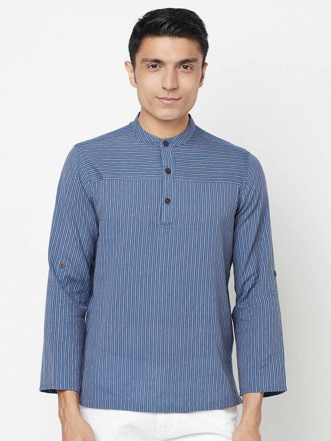 

Fabindia Men Blue Striped Cotton Casual Shirt