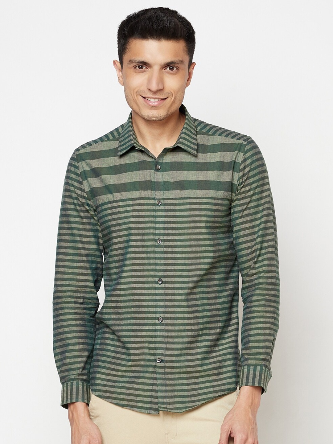 

Fabindia Men Green Slim Fit Horizontal Stripes Striped Casual Shirt