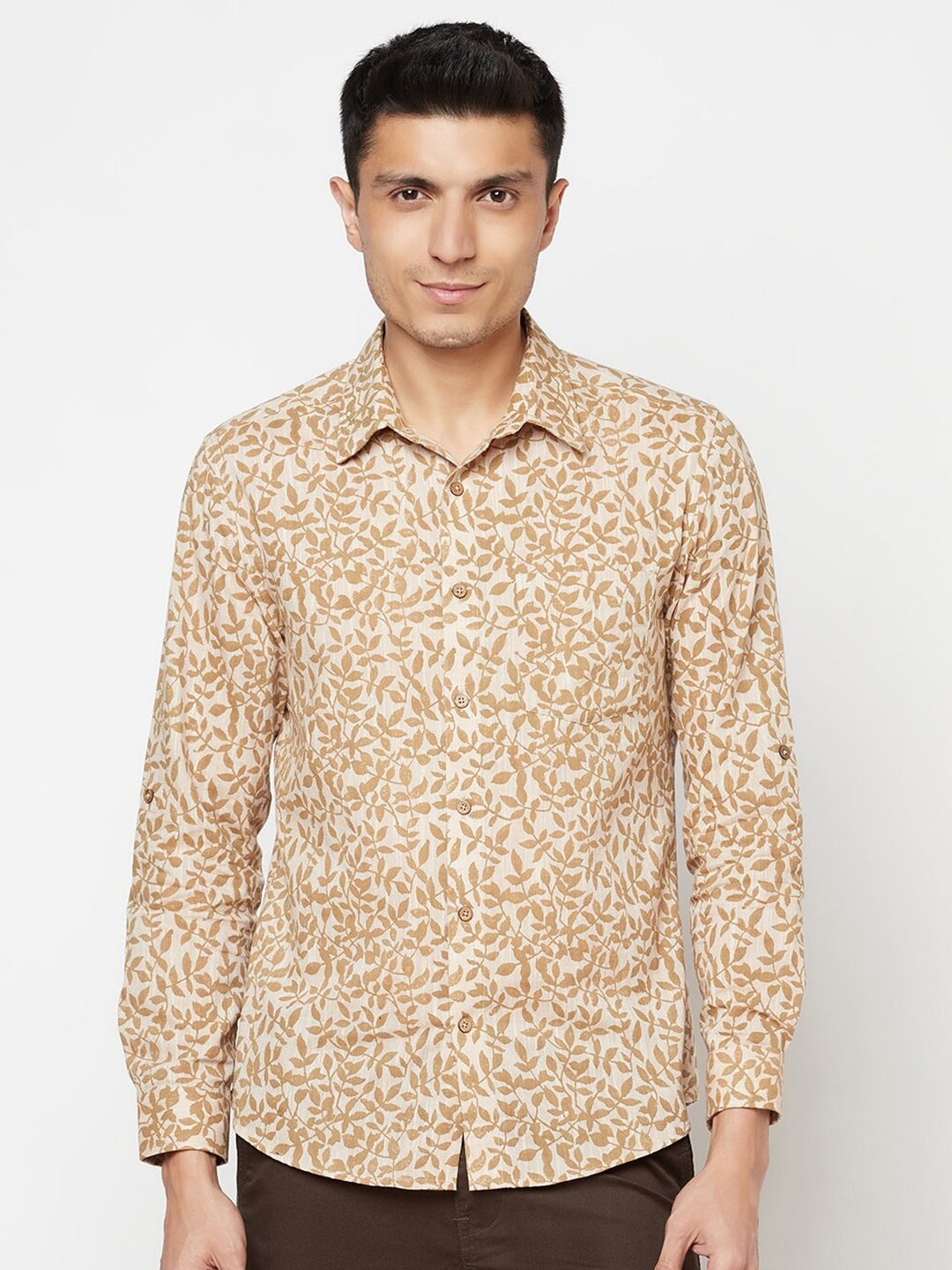 

Fabindia Men Beige & Off-White Slim Fit Floral Printed Cotton Casual Shirt