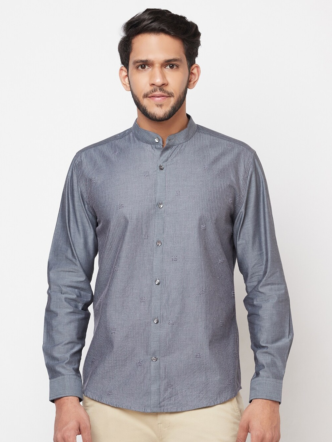 

Fabindia Men Grey Slim Fit Striped Cotton Casual Shirt