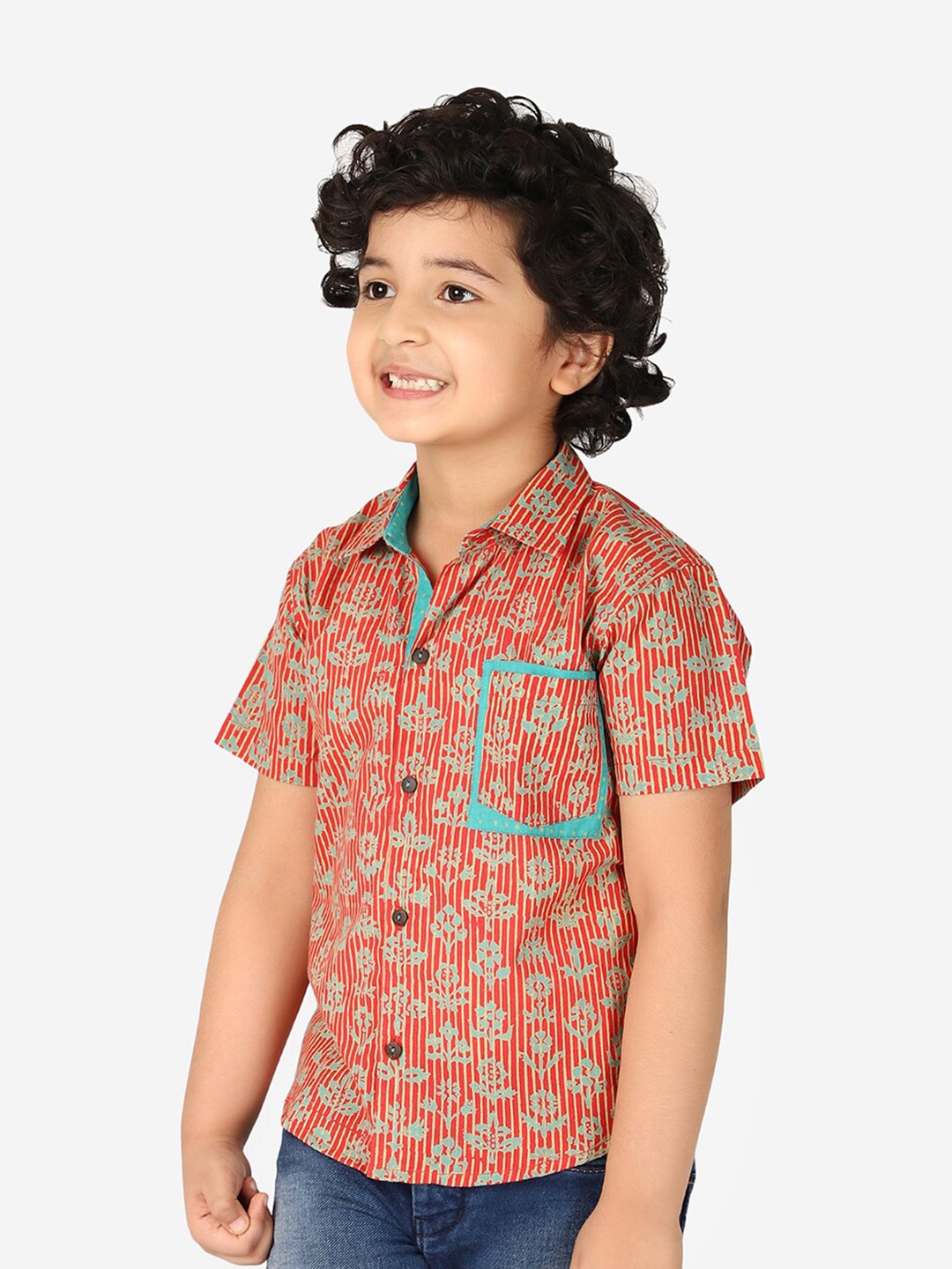 

Fabindia Boys Red Regular Fit Floral Printed Cotton Casual Shirt
