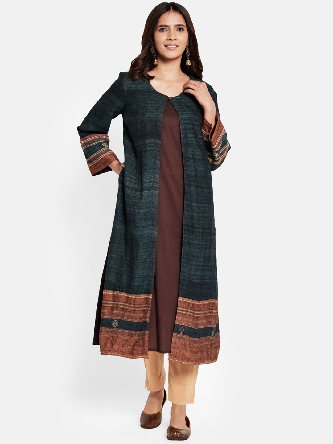 

Fabindia Women Blue & Maroon Kurta