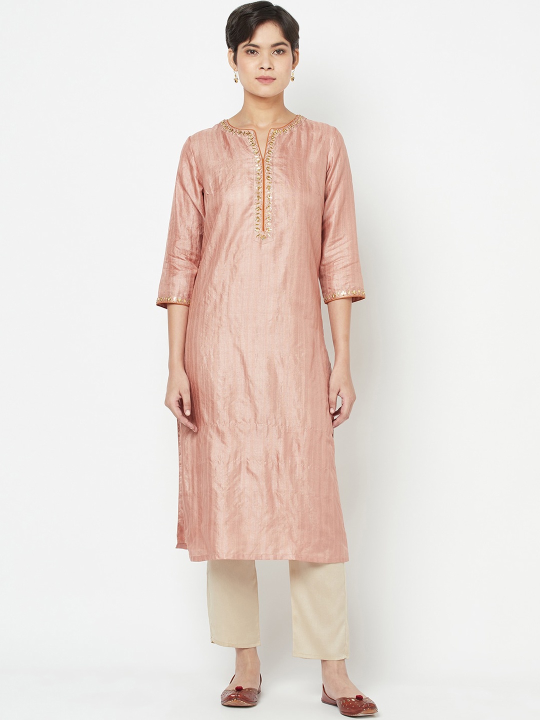 

Fabindia Women Pink Embroidered Yoke Design Kurta
