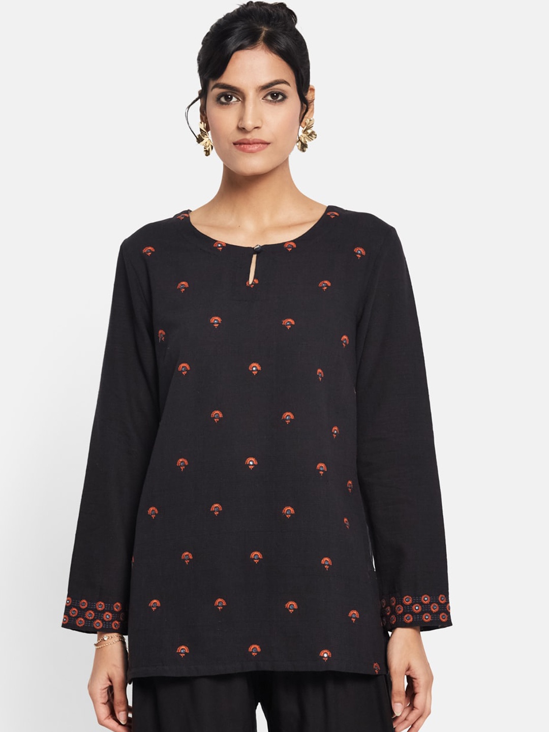 

Fabindia Women Black Ethnic Motifs Keyhole Neck Thread Work Kurta