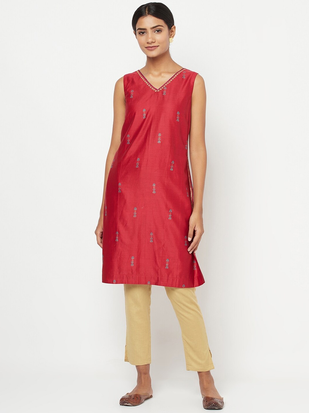 Fabindia Women Red Floral Printed Thread Work Cotton Silk Kurta
