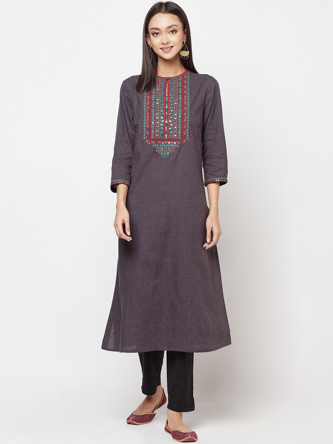 

Fabindia Women Grey & Red Ethnic Motifs Embroidered Thread Work Kurta