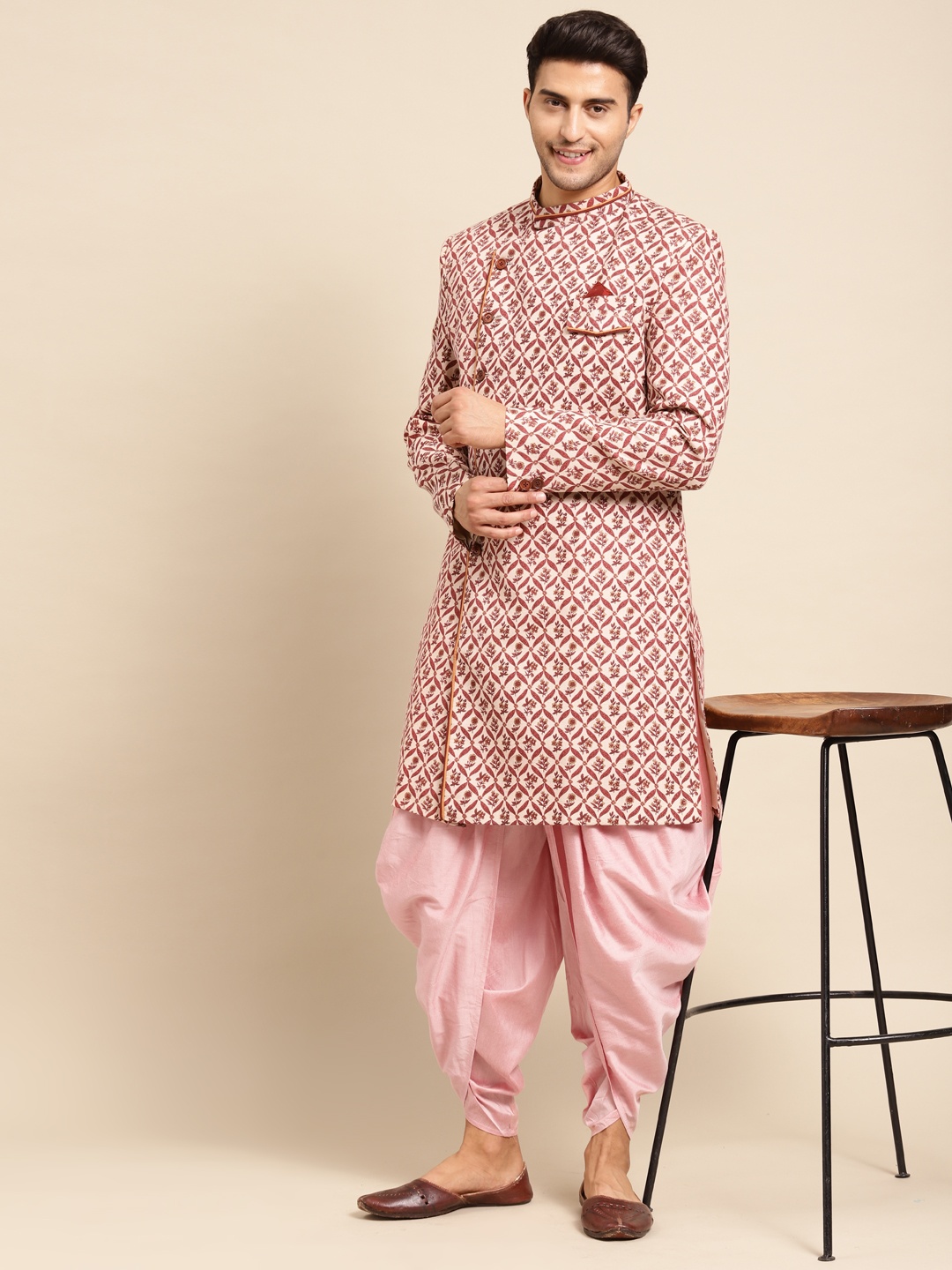 

KISAH Men Pink & Magenta Printed Indowestern Sherwani Set