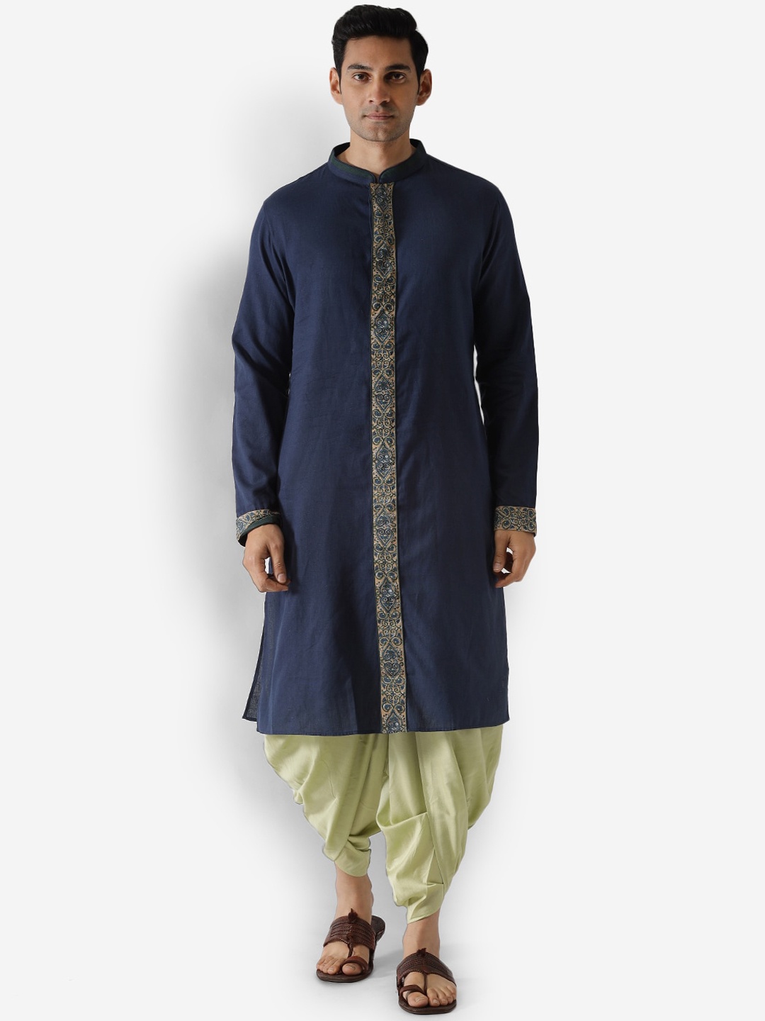 

KISAH Men Navy Blue Floral Printed Kurta