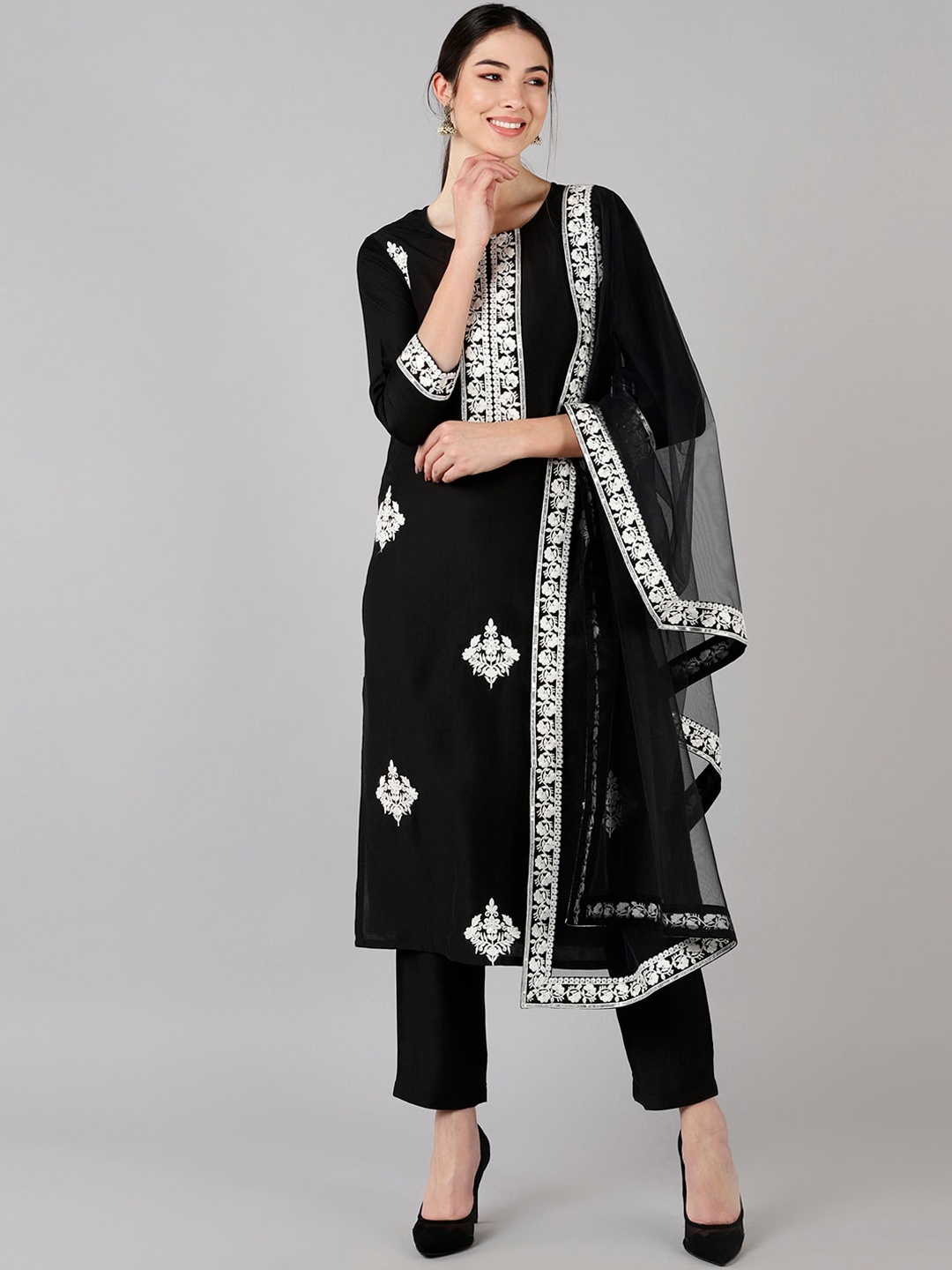 

AHIKA Women Black Ethnic Motifs Embroidered Thread Work Kurta & Trousers With Dupatta