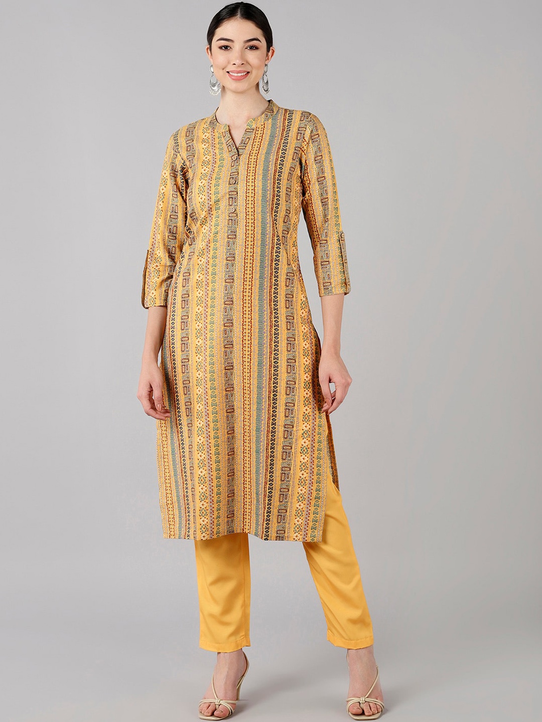 

AHIKA Women Yellow & Blue Printed Kurta with Trousers