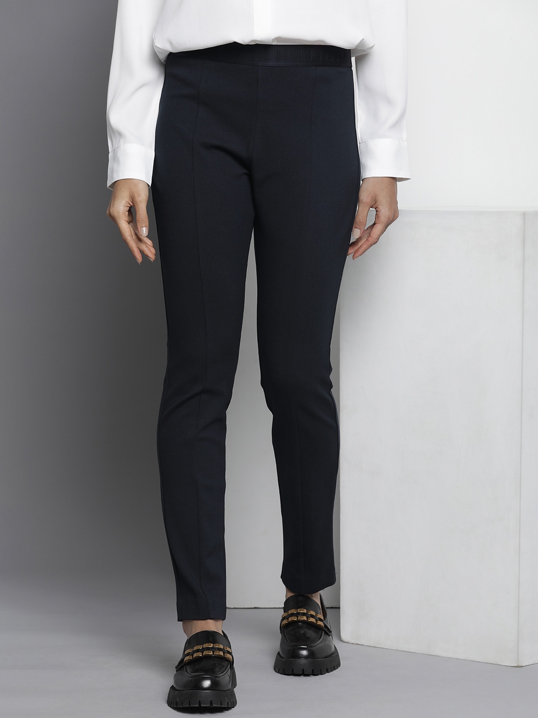 

Tommy Hilfiger Women Skinny Fit Treggings, Navy blue