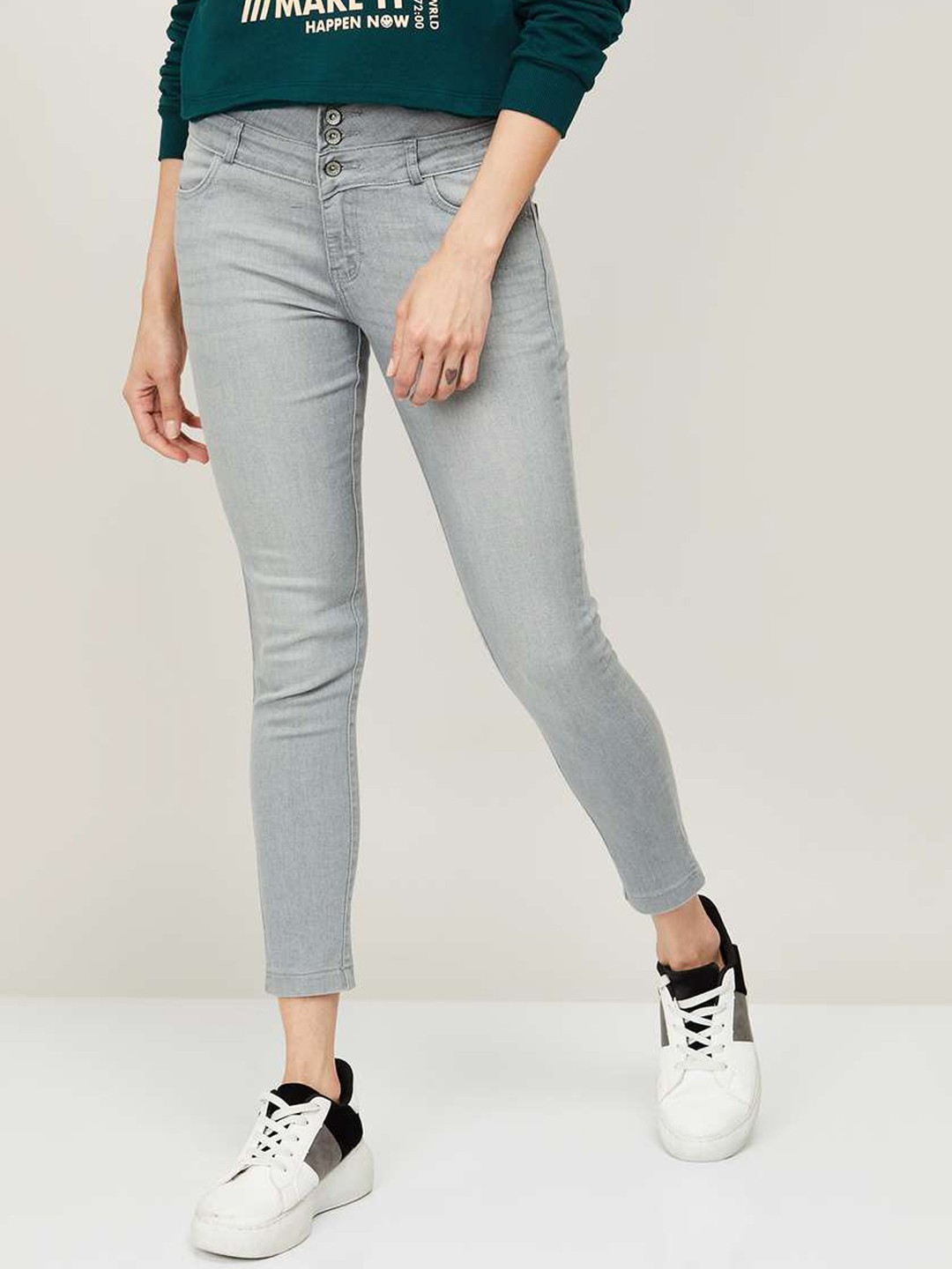 

Xpose Women Grey Comfort Slim Fit High-Rise Light Fade Stretchable Jeans
