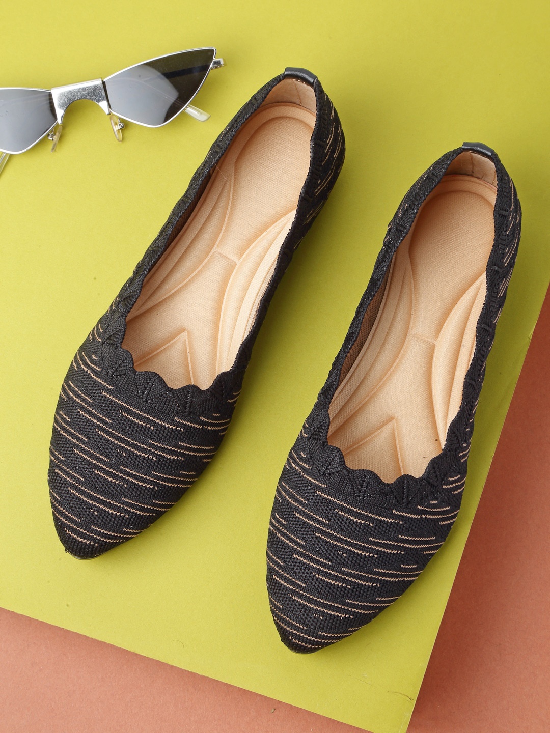 

DEAS Women Black Striped Ballerinas with Tassels Flats