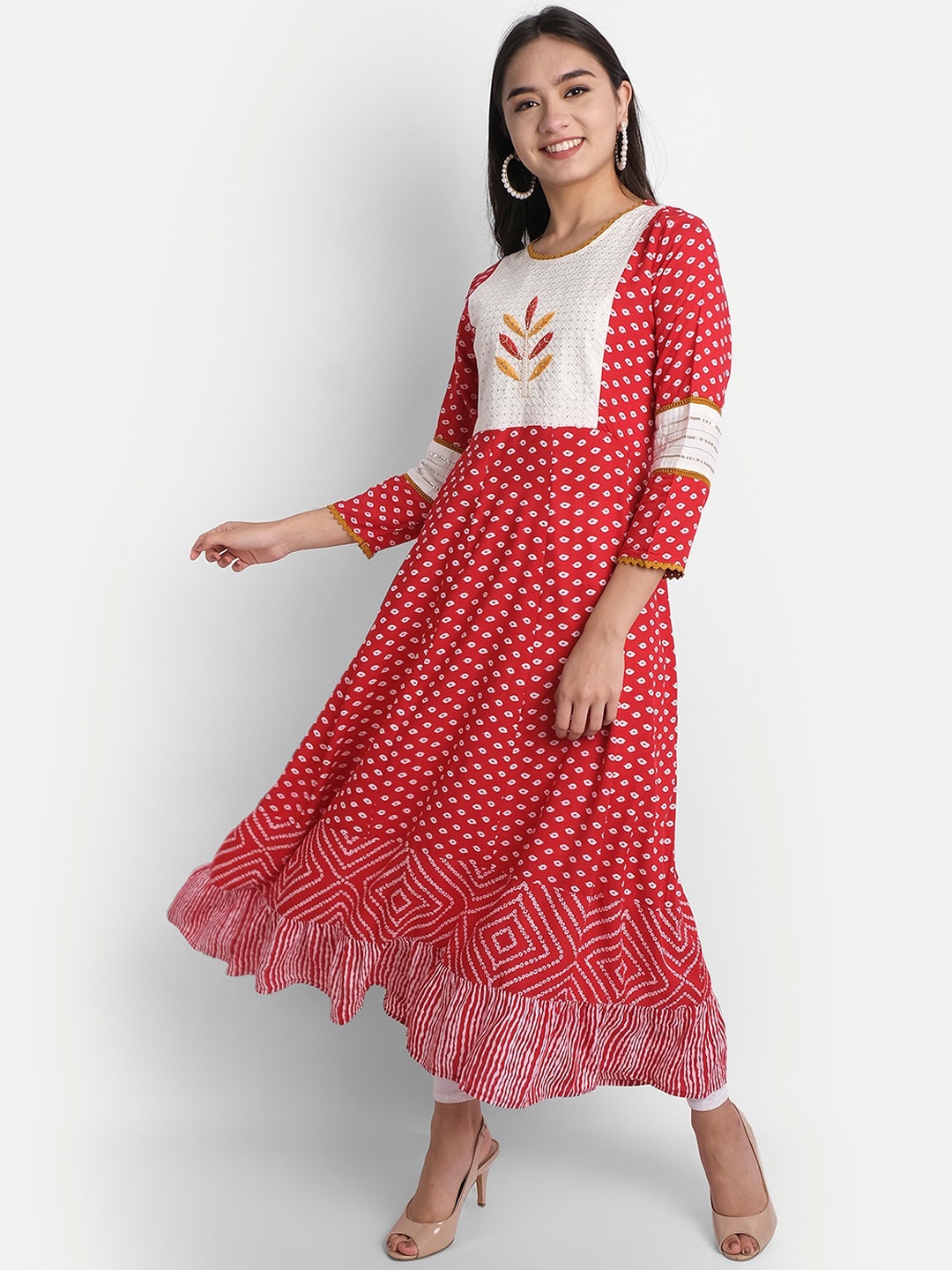 

SAABHI Women Red Geometric Printed Thread Work Anarkali Kurta