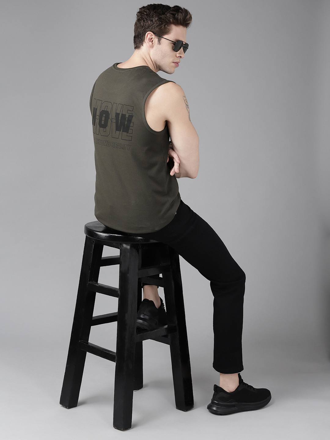 

Roadster Men Green Typography Printed Pure Cotton T-shirt