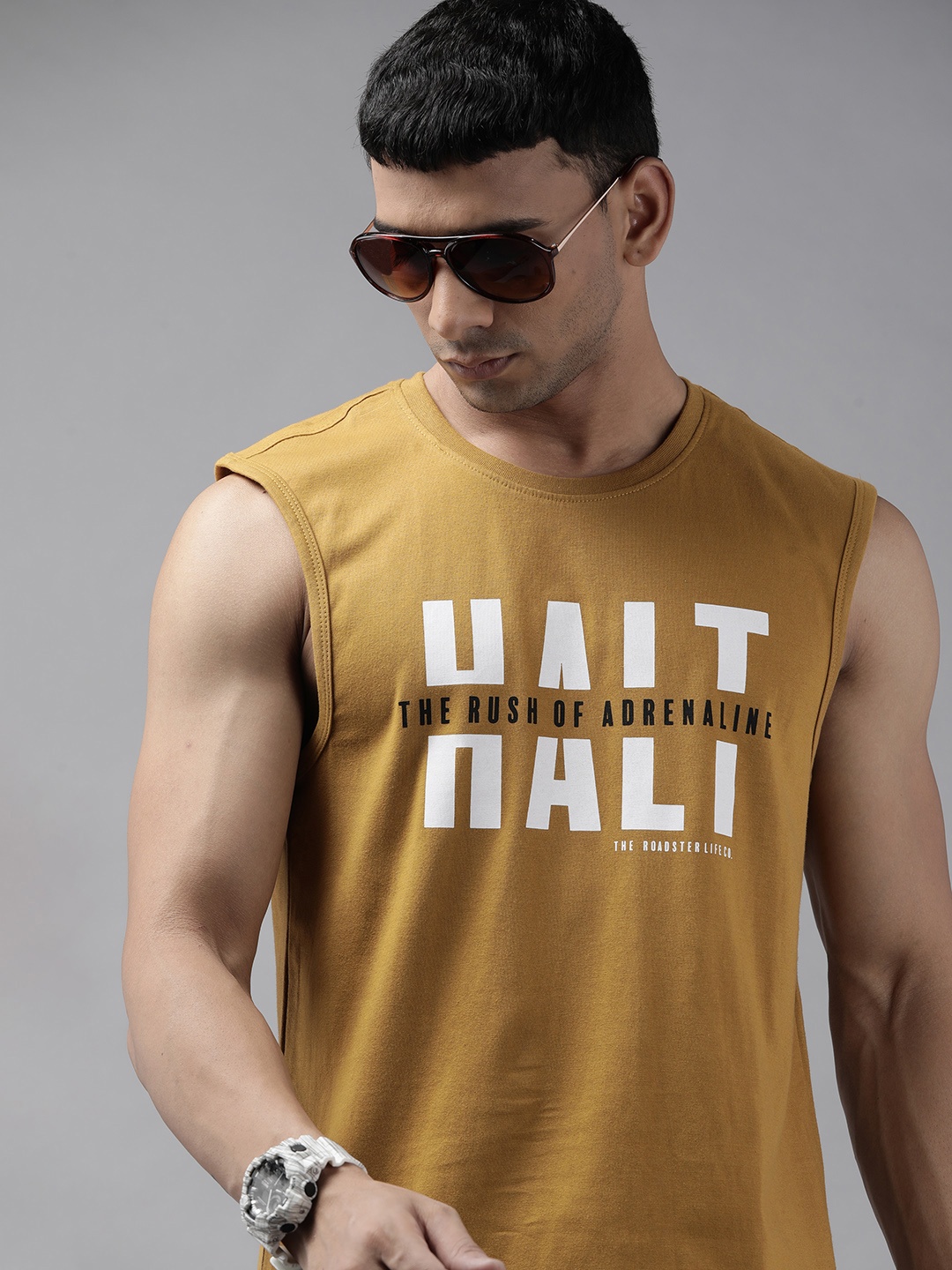 

Roadster Men Mustard Yellow & White Typography Printed Pure Cotton T-shirt