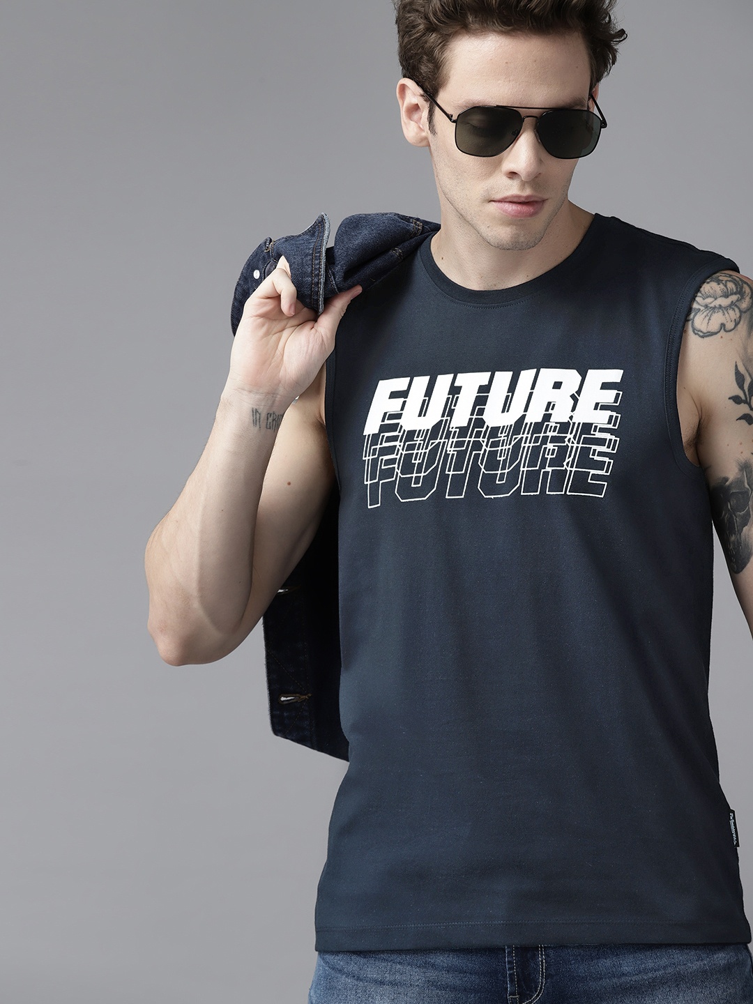 

Roadster Men Navy Blue Typography Printed Pure Cotton T-shirt