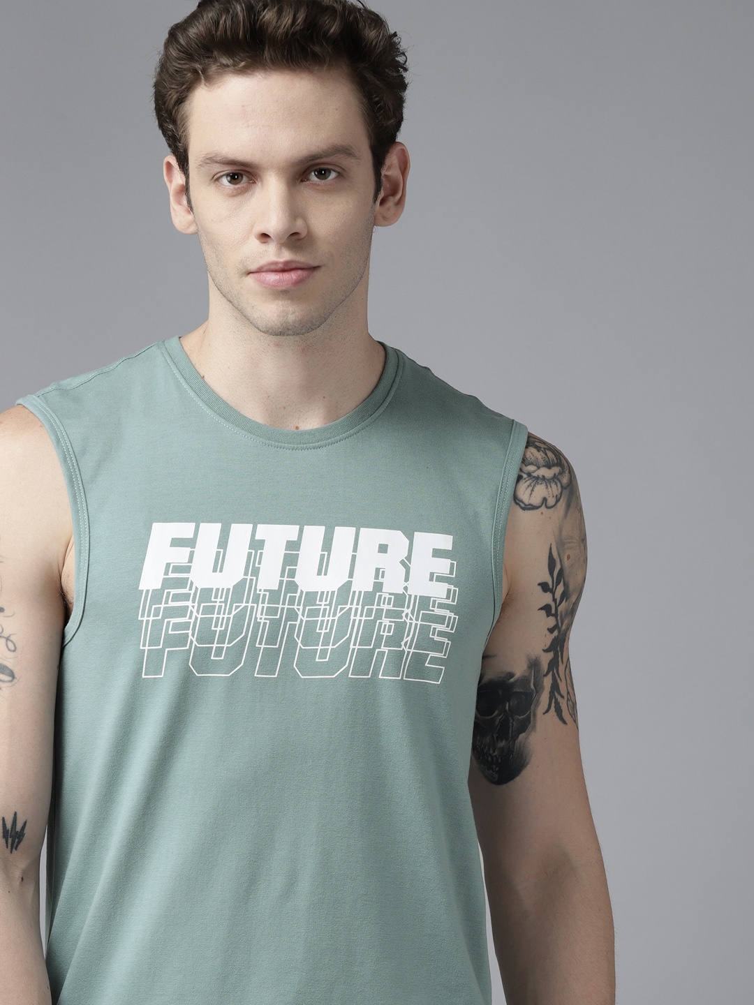 

Roadster Men Green & White Typography Printed Pure Cotton T-shirt