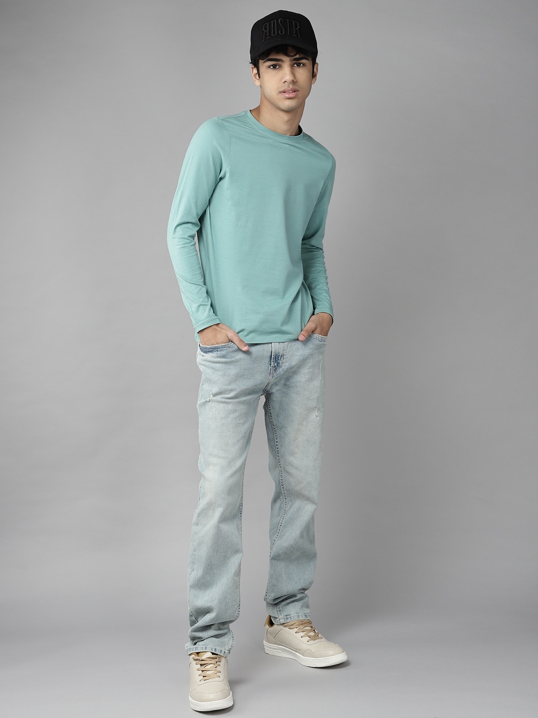

UTH by Roadster Boys Blue Solid T-shirt