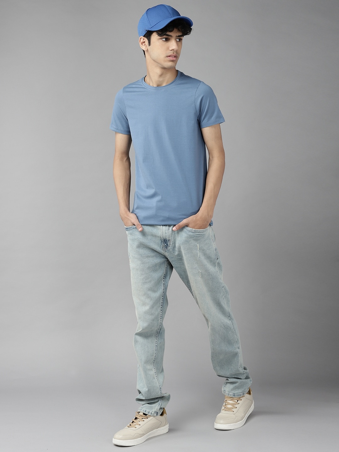 

UTH by Roadster Boys Blue Solid Pure Cotton Round Neck T-shirt