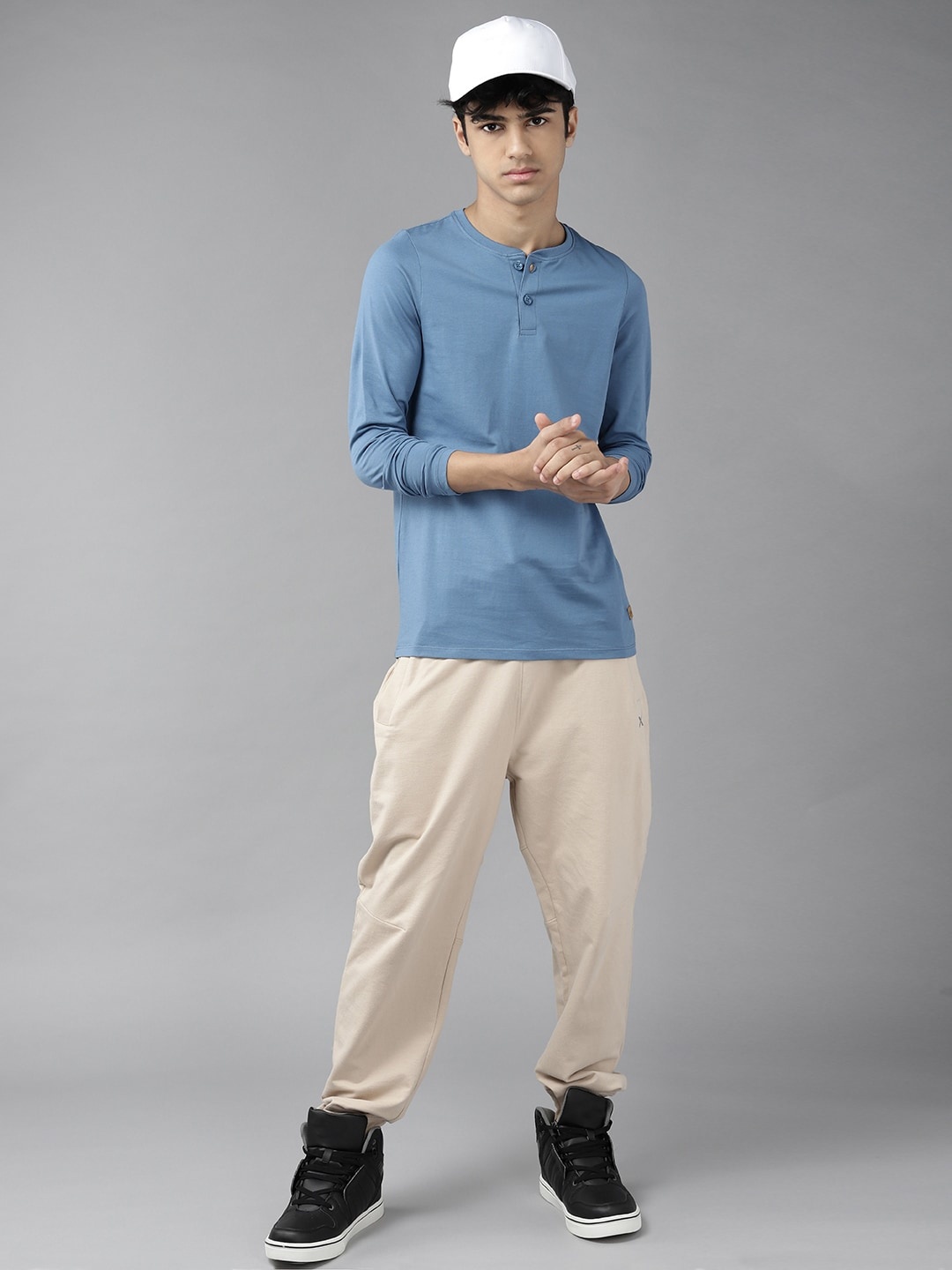 

UTH by Roadster Boys Blue Henley Neck Solid T-shirt