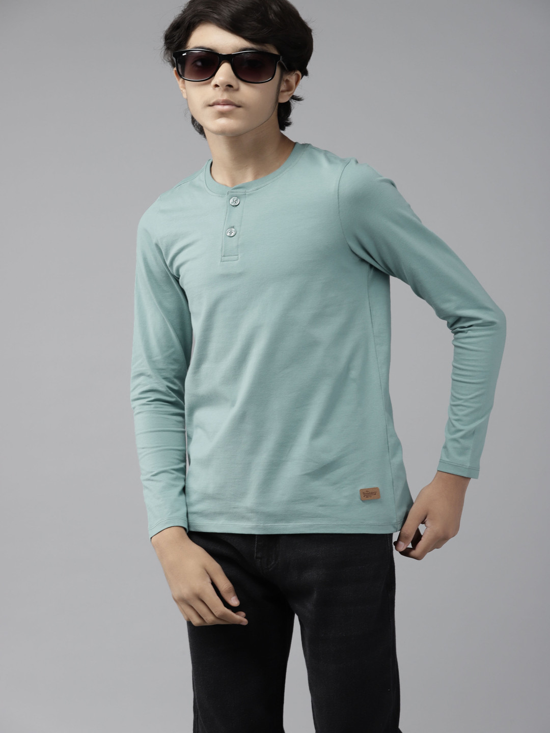 

UTH by Roadster Boys Blue Solid Henley Neck T-shirt