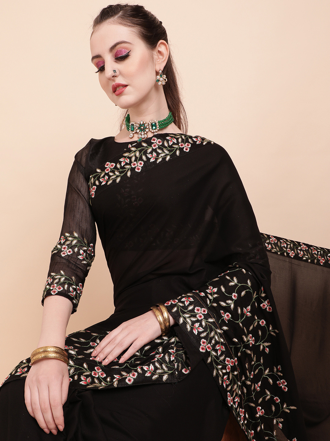 

Sangria Black & Red Floral Sequinned Silk Blend Heavy Work Saree