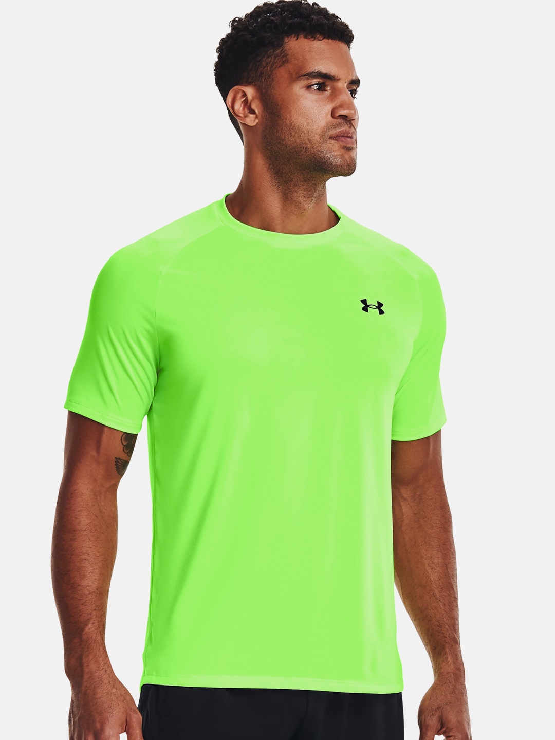 

UNDER ARMOUR Men Fluorescent Green Tech 2.0 SS Brand Logo Printed Loose Training T-shirt