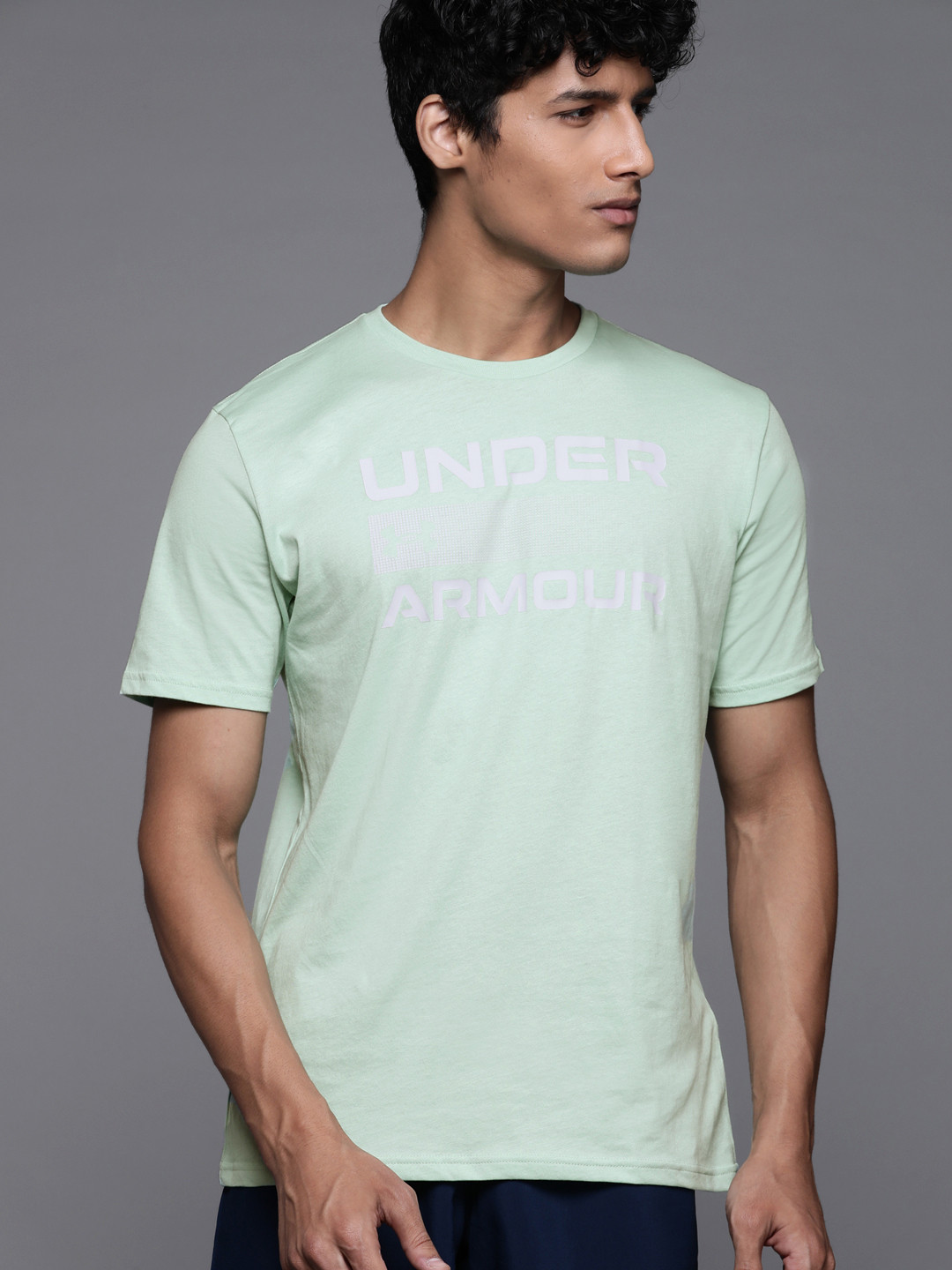 

UNDER ARMOUR Men Green Team Issue Graphic T Brand Logo Printed T-shirt