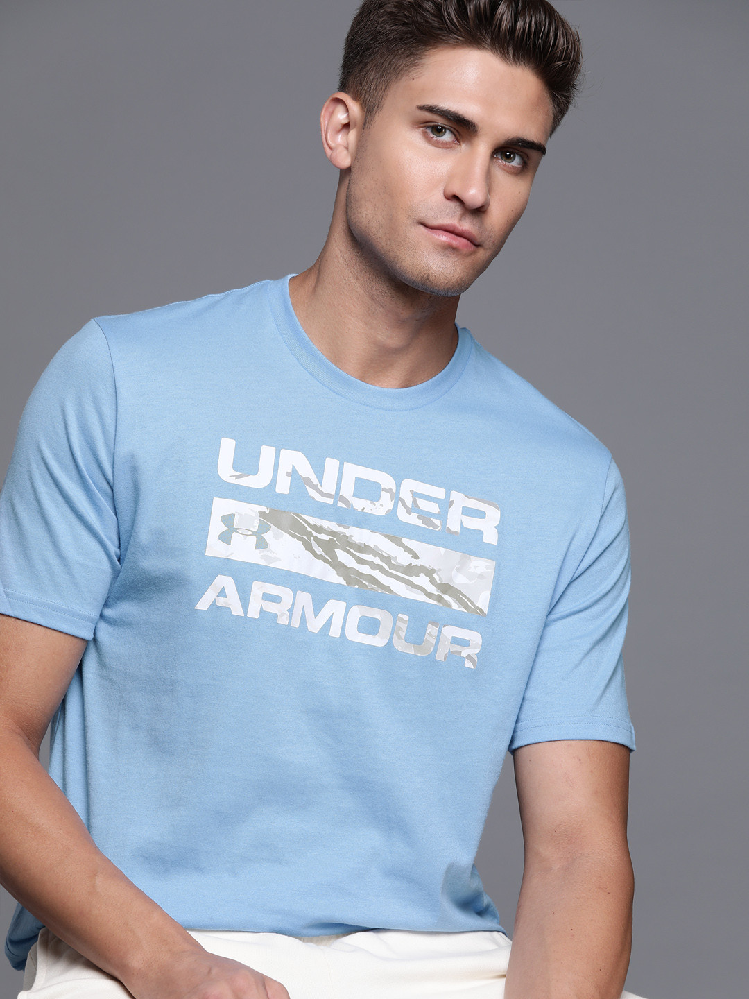 

UNDER ARMOUR Men Blue Stacked Logo Fill Printed T-shirt