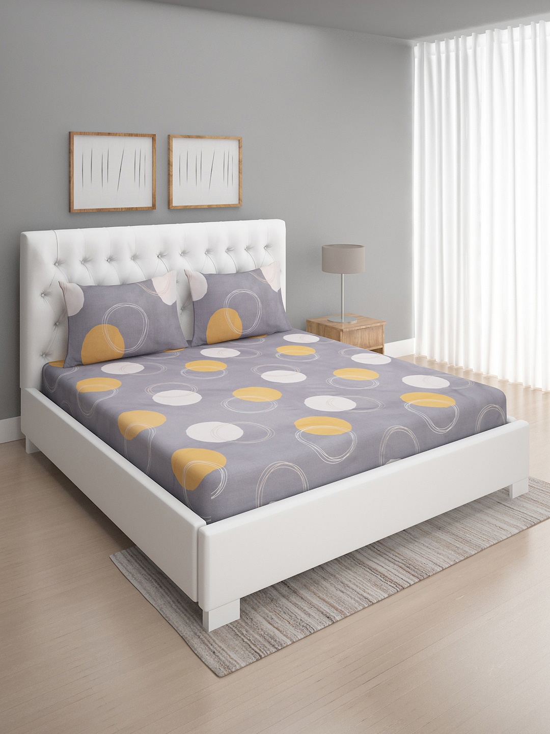 

ROMEE Grey & White Geometric 186 TC Microfiber Queen Bedsheet with 2 Pillow Covers