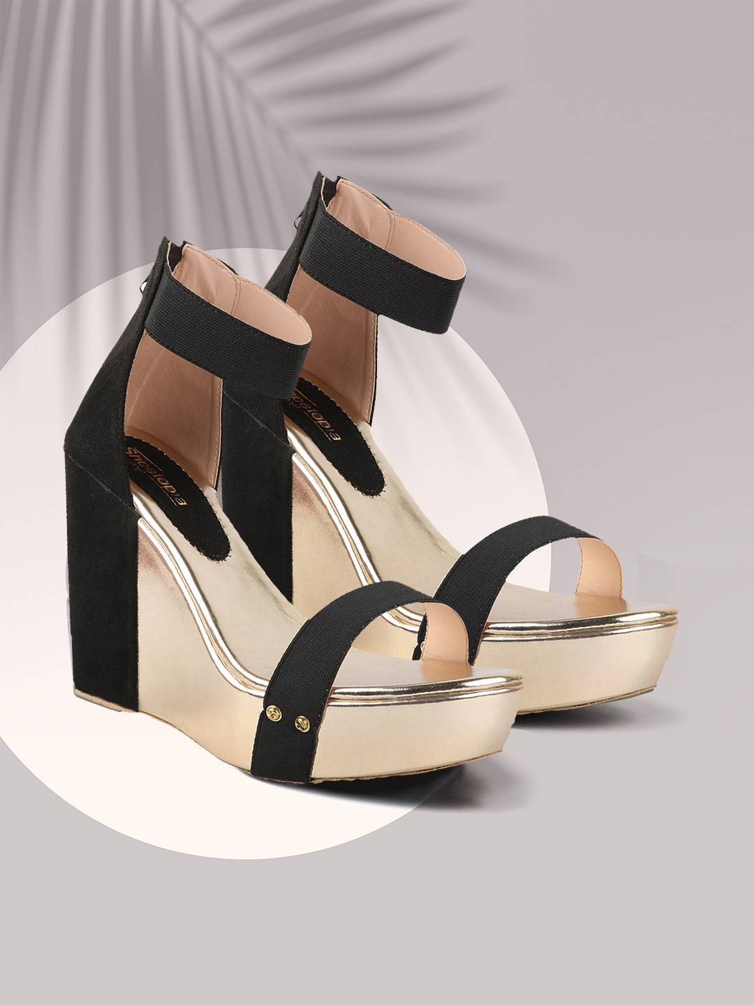 

Shoetopia Black & Gold-Toned Suede Wedge Heels