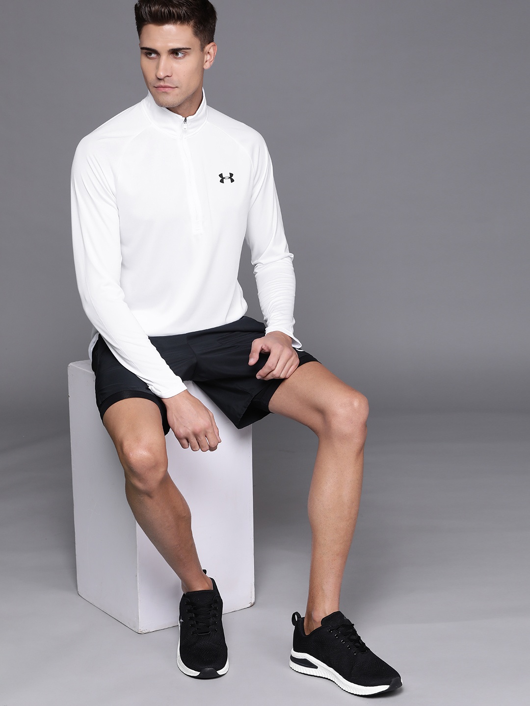 

UNDER ARMOUR Men White Solid UA Tech Long Sleeve Loose T-shirt
