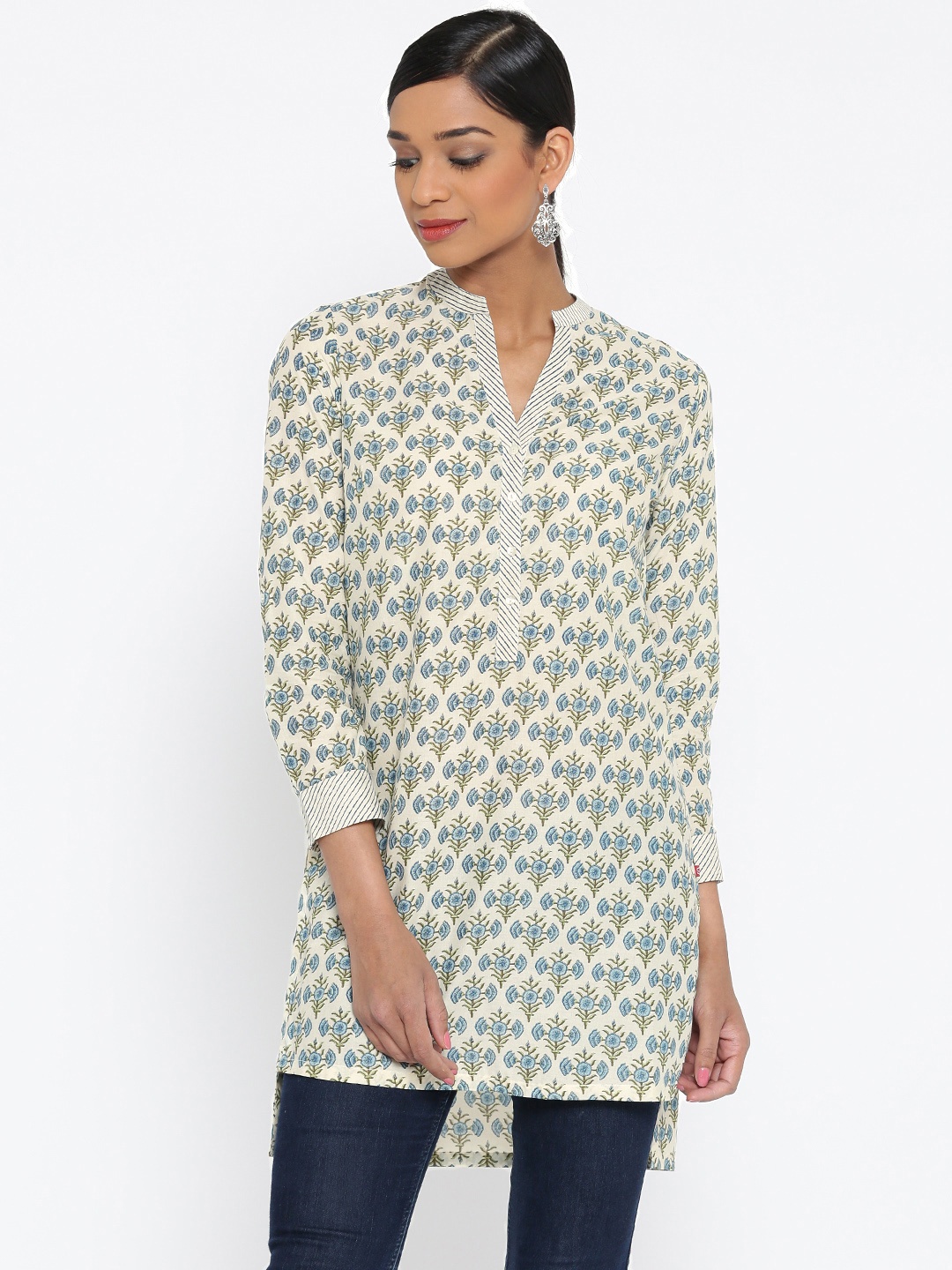 

Biba Women Cream-Coloured & Blue Printed Straight Kurta