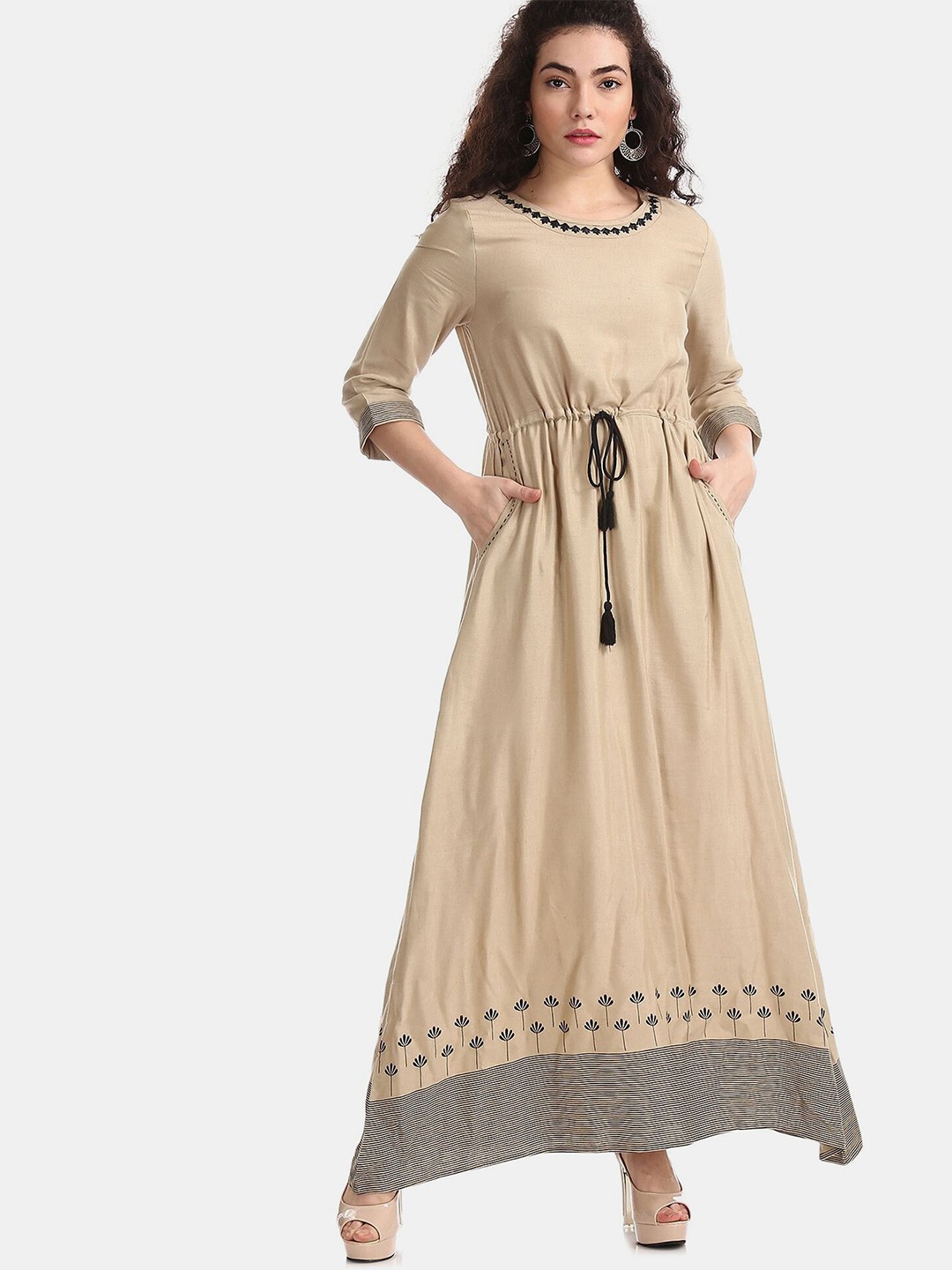 

Bronz Beige Floral Maxi Dress